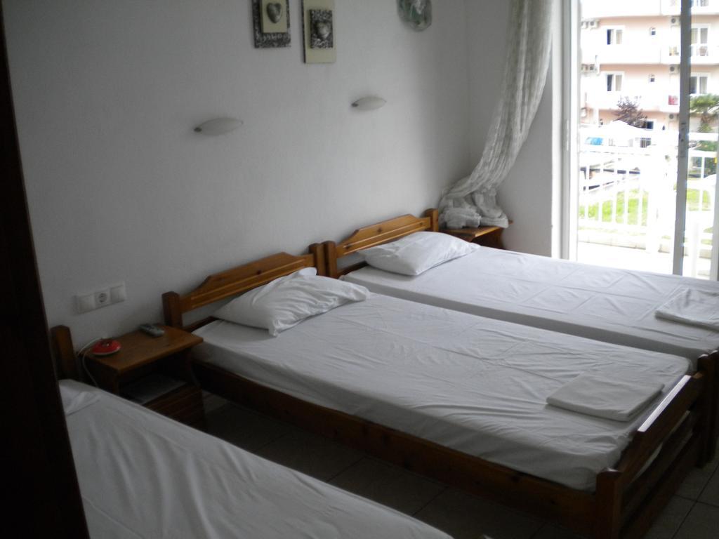 Aris House Apartment Paralia Katerinis Exterior photo